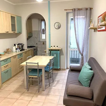 Beautiful Apartment A Due Passi Dal Centro Orbassano Exterior photo